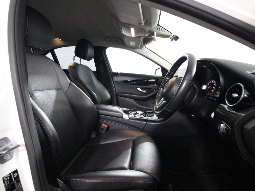 Used Mercedes-Benz C Class 2018 for sale - 76333547: Photo 9