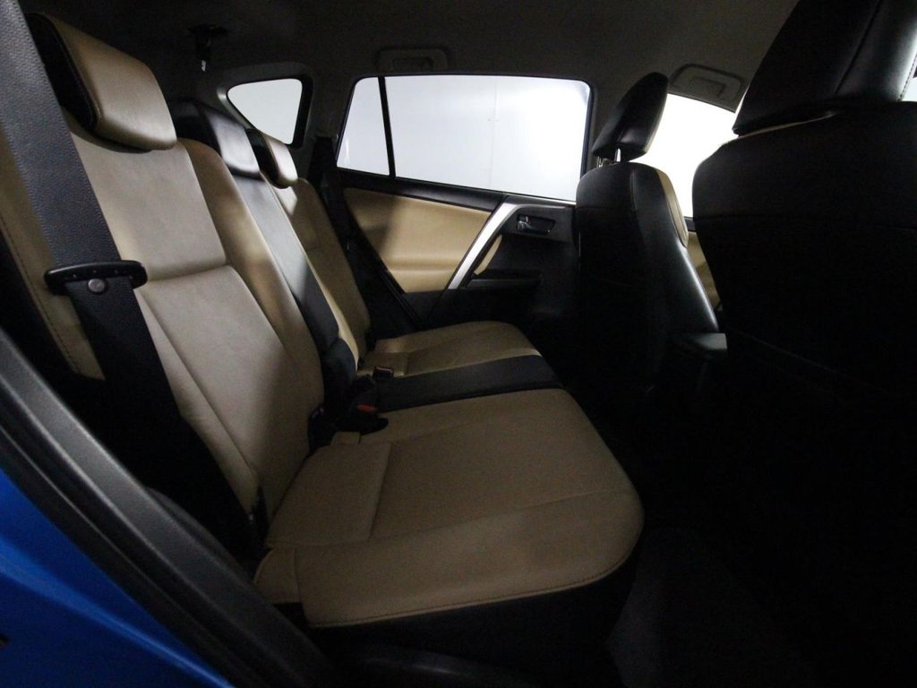Used Toyota RAV4 2016 for sale - 76417941: Photo 15