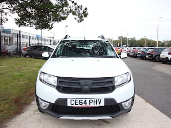 Used Dacia Sandero Stepway 2014 for sale - 76147505: Photo