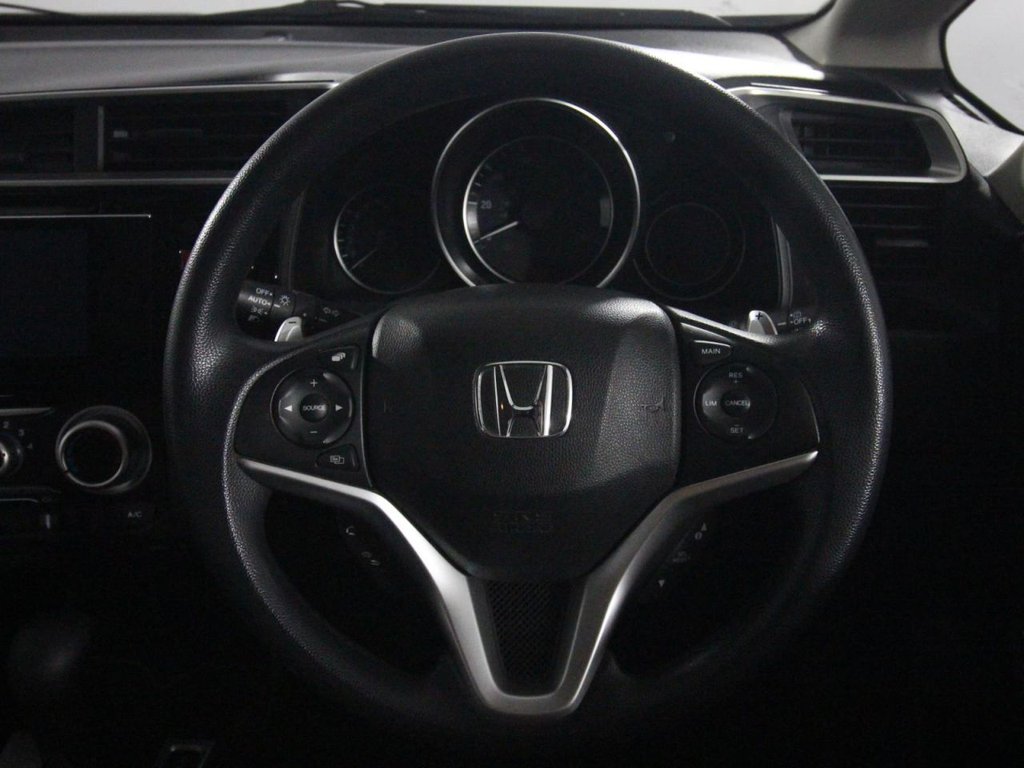 Used Honda Jazz 2015 for sale - 77936110: Photo 14