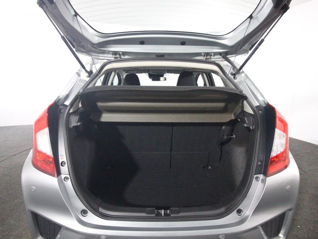 Used Honda Jazz 2015 for sale - 77936110: Photo 17