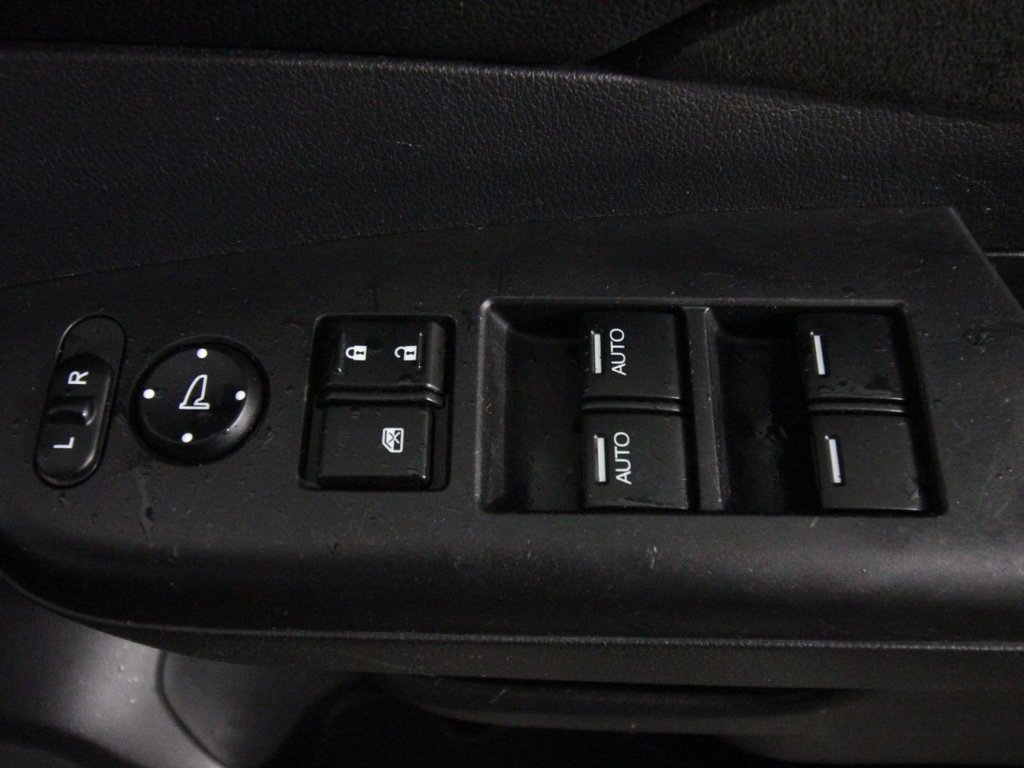 Used Honda CR-V 2017 for sale - 76417360: Photo 17