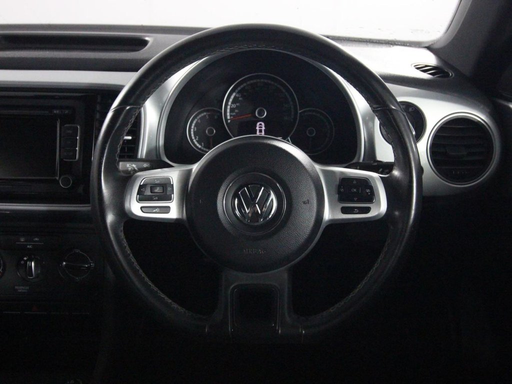 Used Volkswagen Beetle 2015 for sale - 76617974: Photo 14