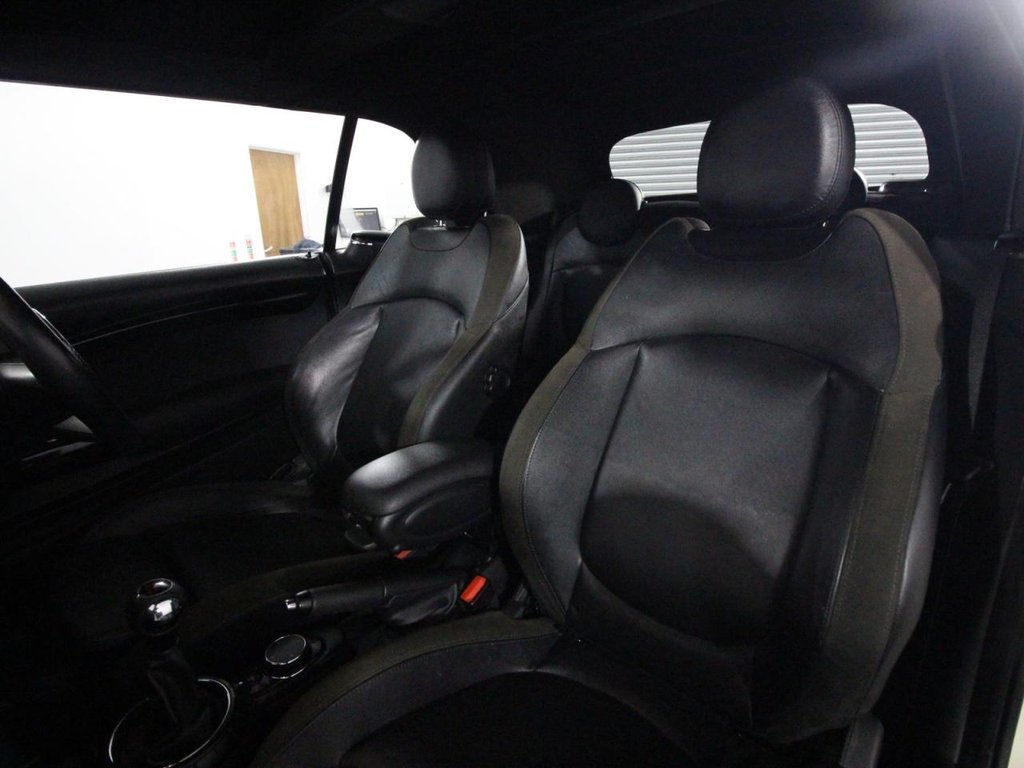 Used MINI Convertible 2016 for sale - 76496808: Photo 12