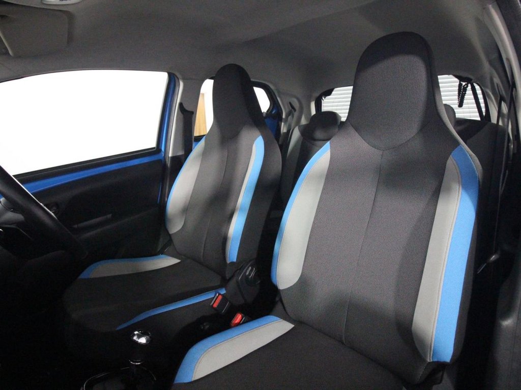 Used Toyota AYGO 2016 for sale - 77301927: Photo 12