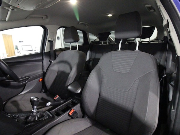 Used Ford Focus 2017 for sale - 76291292: Photo 12