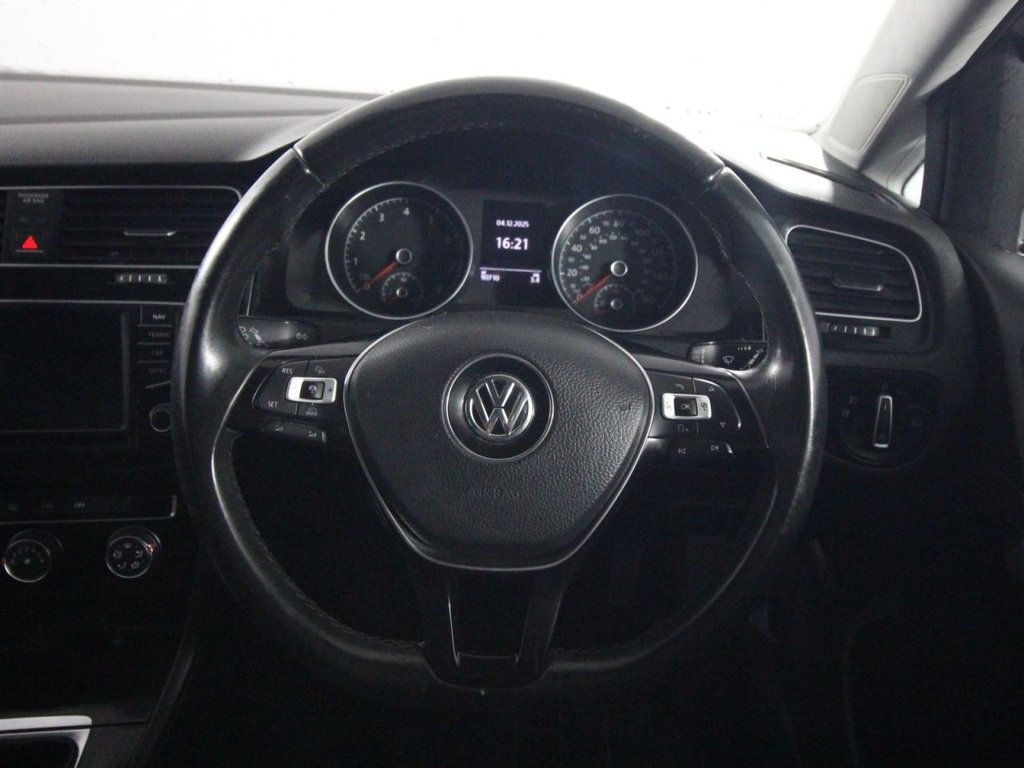 Used Volkswagen Golf 2017 for sale - 76454122: Photo 14