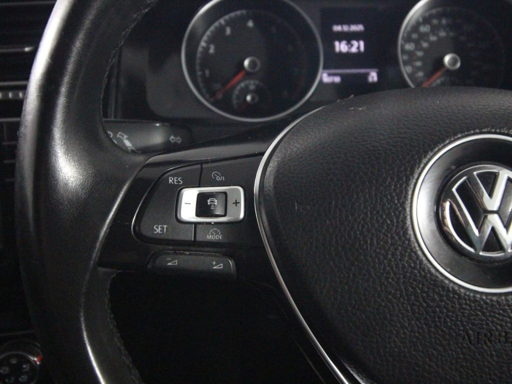 Used Volkswagen Golf 2017 for sale - 76454122: Photo 15