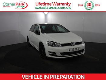 Used Volkswagen Golf 2017 for sale - 76454122: Photo