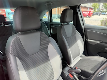 Used Vauxhall Crossland X 2018 for sale - 79452859: Photo
