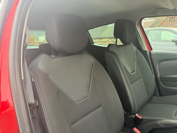 Used Renault Clio 2019 for sale - 78624082: Photo