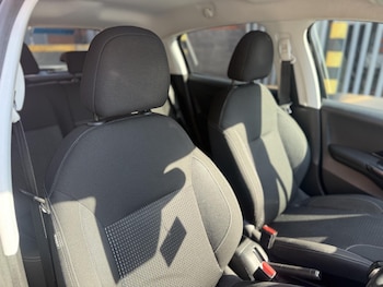 Used Peugeot 208 2019 for sale - 79453199: Photo