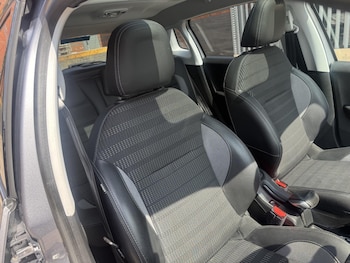 Used Peugeot 2008 2019 for sale - 79237184: Photo