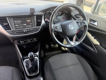 Used Vauxhall Crossland X 2017 for sale - 79532983: Photo