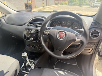 Used Fiat Punto 2013 for sale - 78842369: Photo