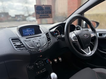 Used Ford Fiesta 2016 for sale - 78624093: Photo
