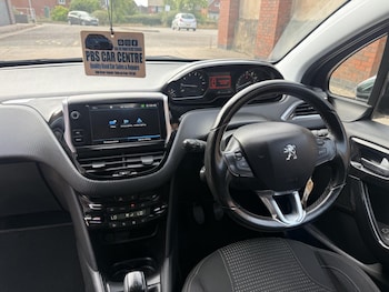 Used Peugeot 208 2019 for sale - 79337684: Photo