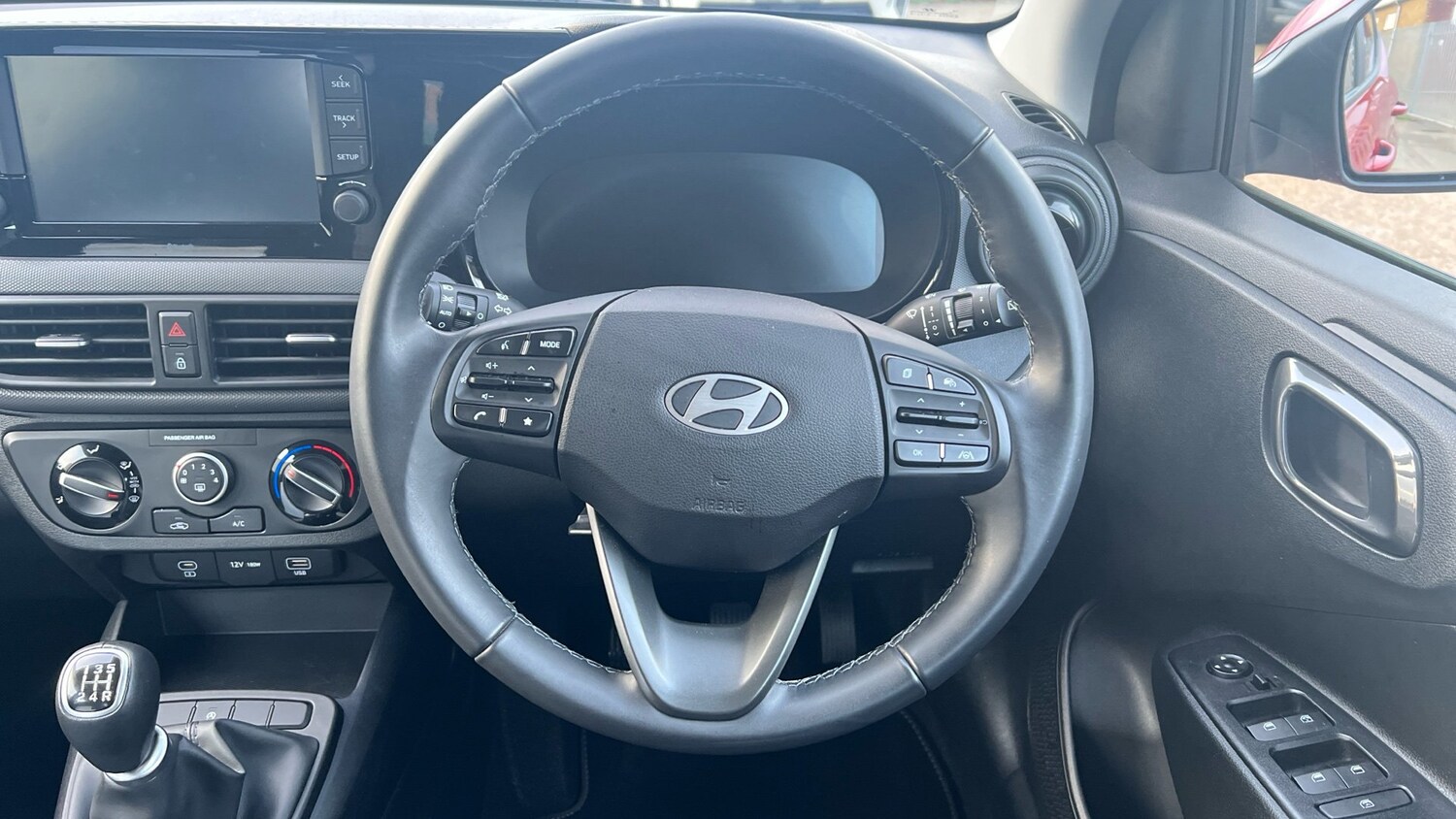 Used Hyundai i10 2023 for sale - 76703295: Photo 14