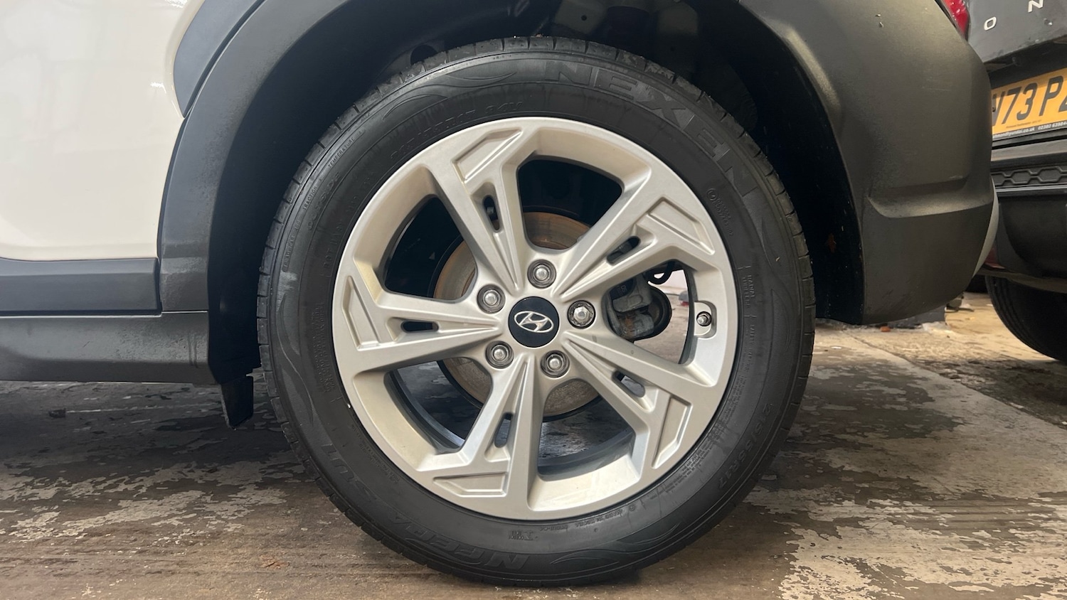 Used Hyundai KONA 2023 for sale - 76703322: Photo 5