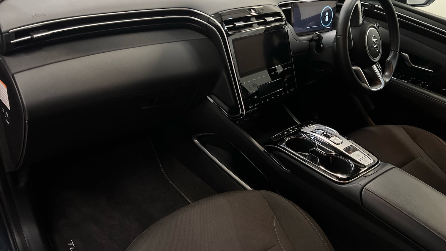 Used Hyundai TUCSON 2022 for sale - 77622637: Photo 2