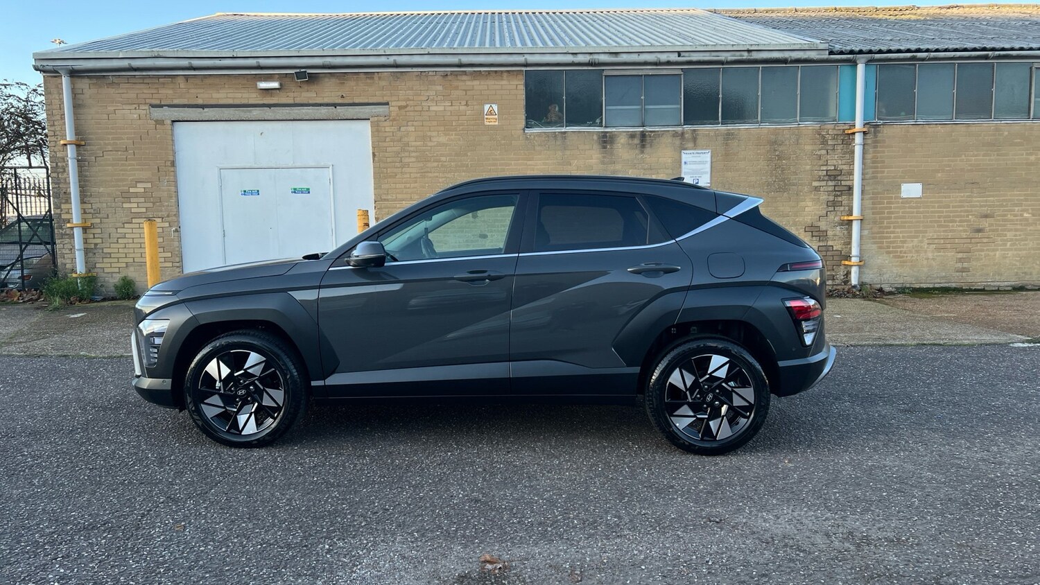 Used Hyundai KONA 2025 for sale - 76703332: Photo 18
