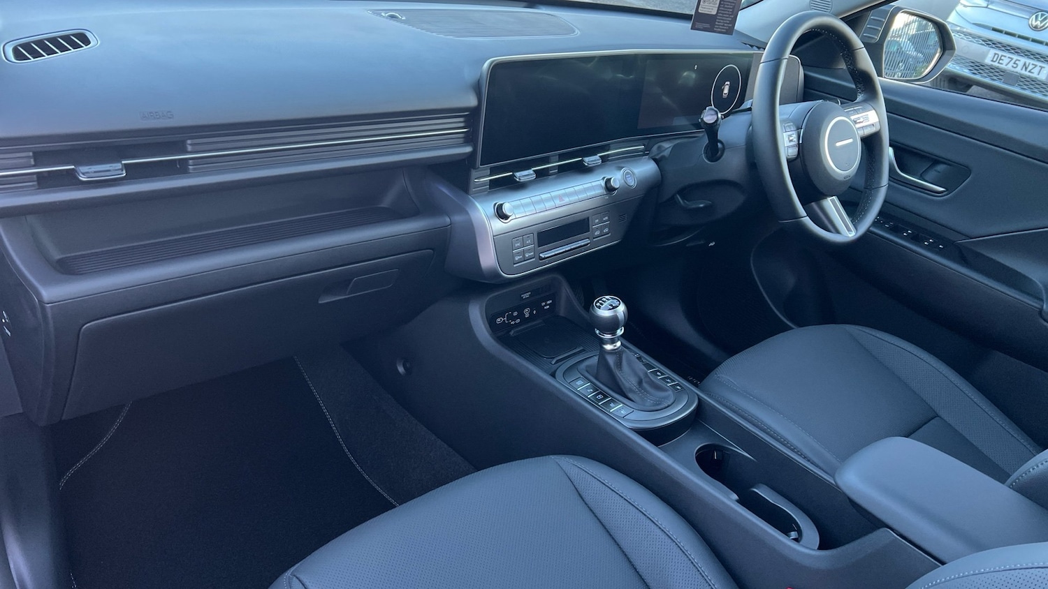 Used Hyundai KONA 2025 for sale - 76703332: Photo 2