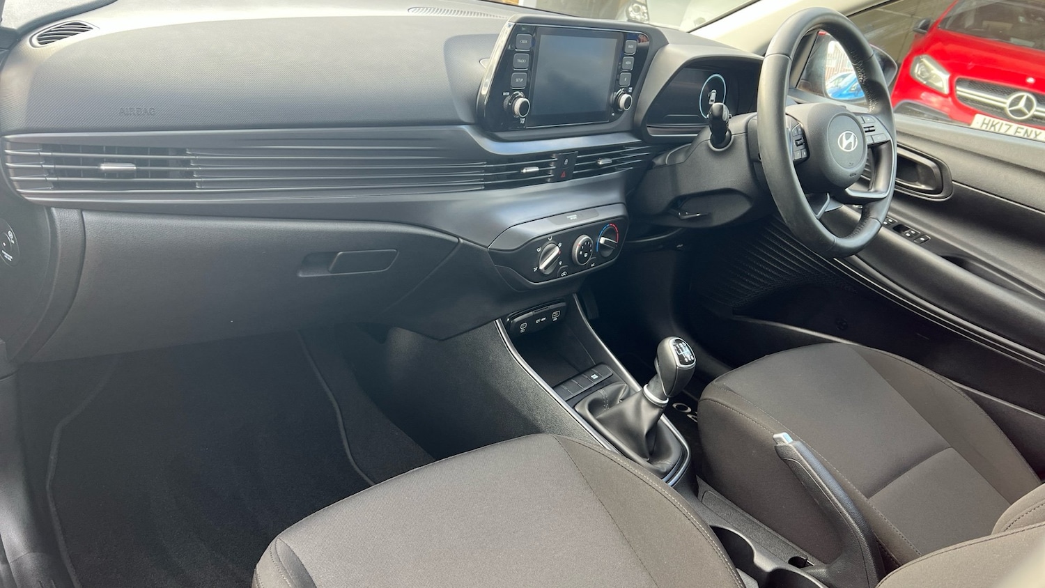 Used Hyundai i20 2023 for sale - 77319900: Photo 2