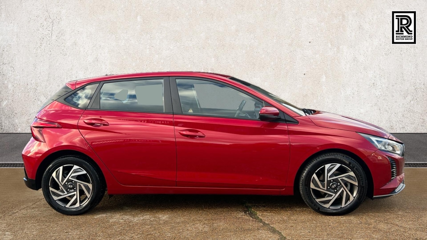 Used Hyundai i20 2023 for sale - 77319900: Photo 4