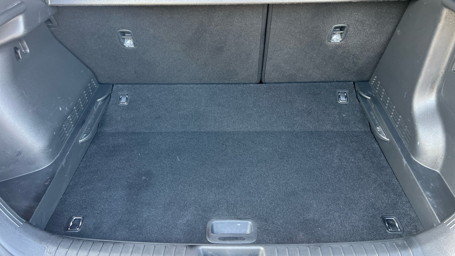 Used Hyundai KONA 2020 for sale - 77897869: Photo 11