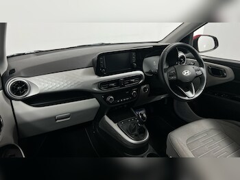 Used Hyundai i10 2023 for sale - 76726012: Photo