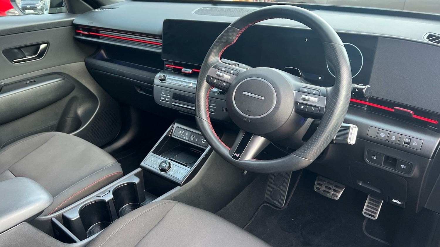 Used Hyundai KONA 2023 for sale - 76703315: Photo 6