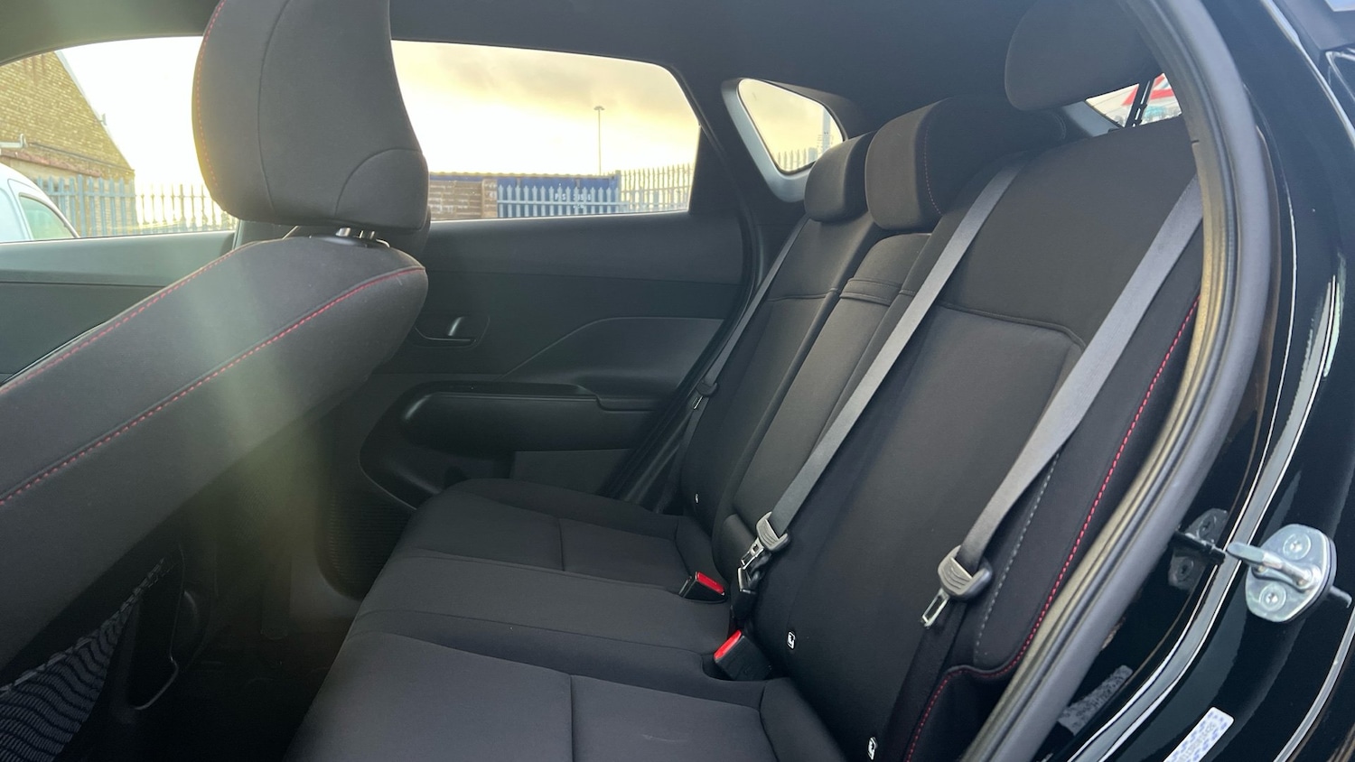 Used Hyundai KONA 2023 for sale - 76703315: Photo 9