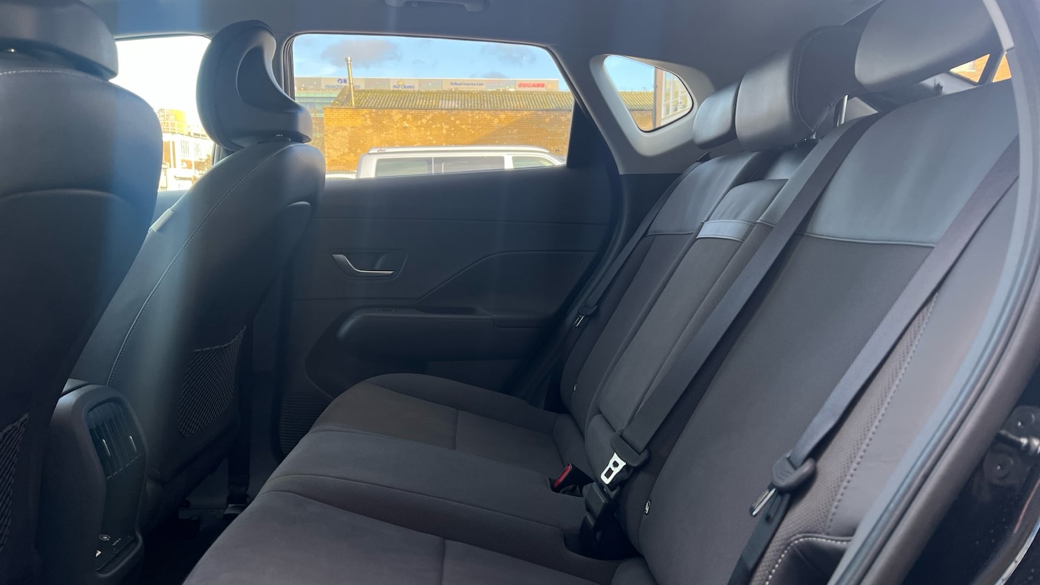 Used Hyundai KONA 2024 for sale - 77319895: Photo 9