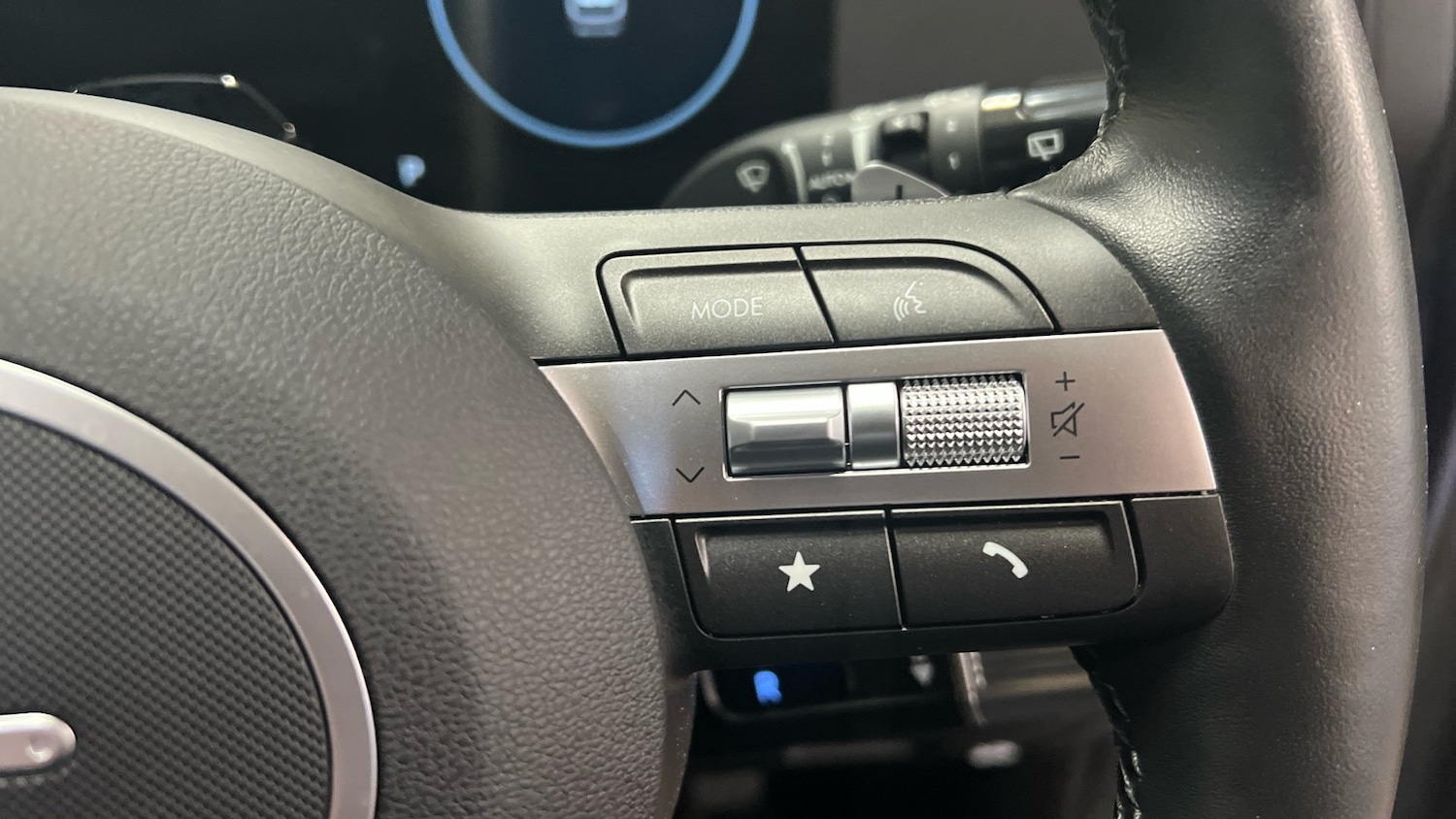 Used Hyundai KONA 2023 for sale - 77357460: Photo 16