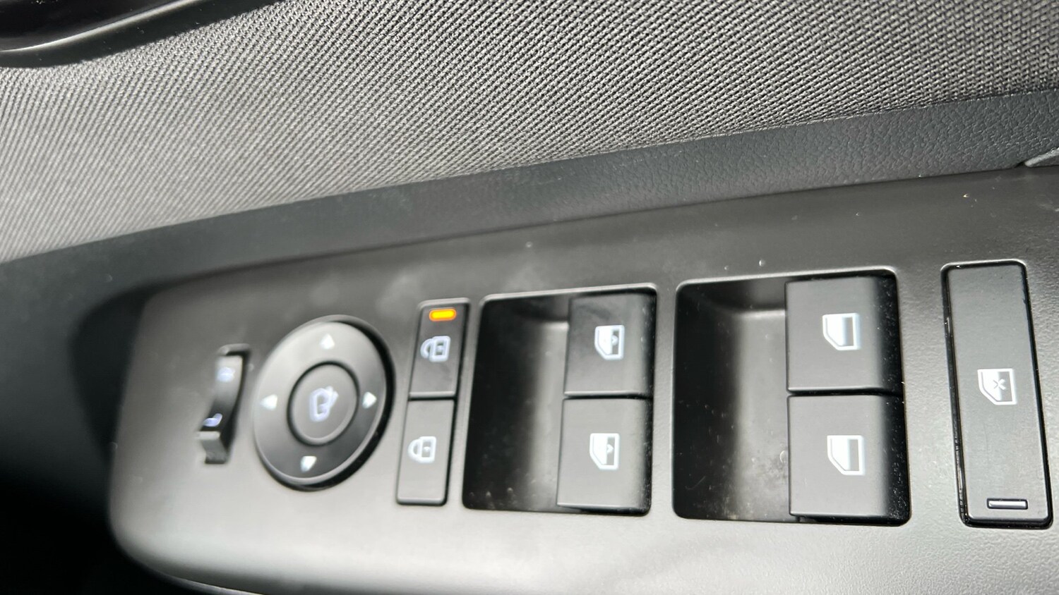 Used Hyundai KONA 2023 for sale - 76703307: Photo 21