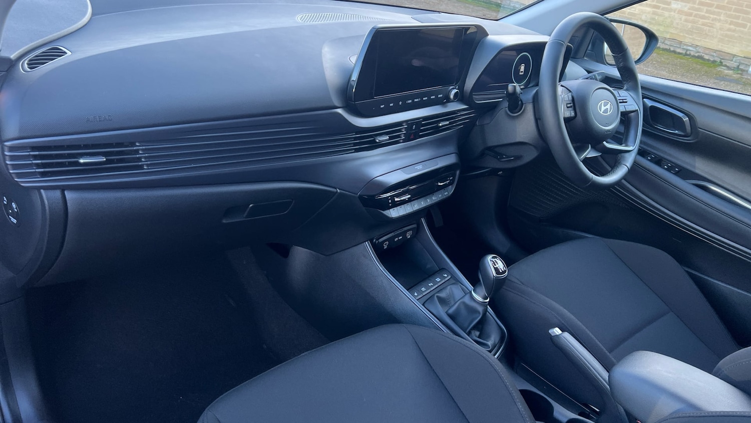 Used Hyundai i20 2025 for sale - 78018548: Photo 2