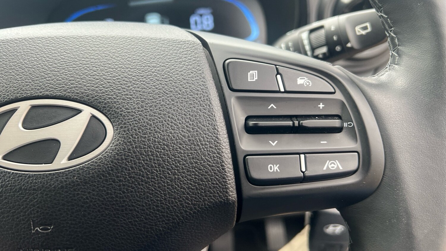 Used Hyundai i10 2024 for sale - 76703325: Photo 16