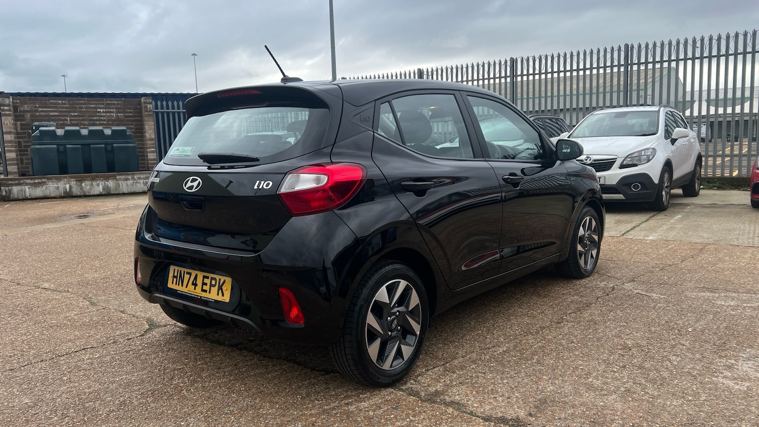 Used Hyundai i10 2024 for sale - 76703325: Photo 19