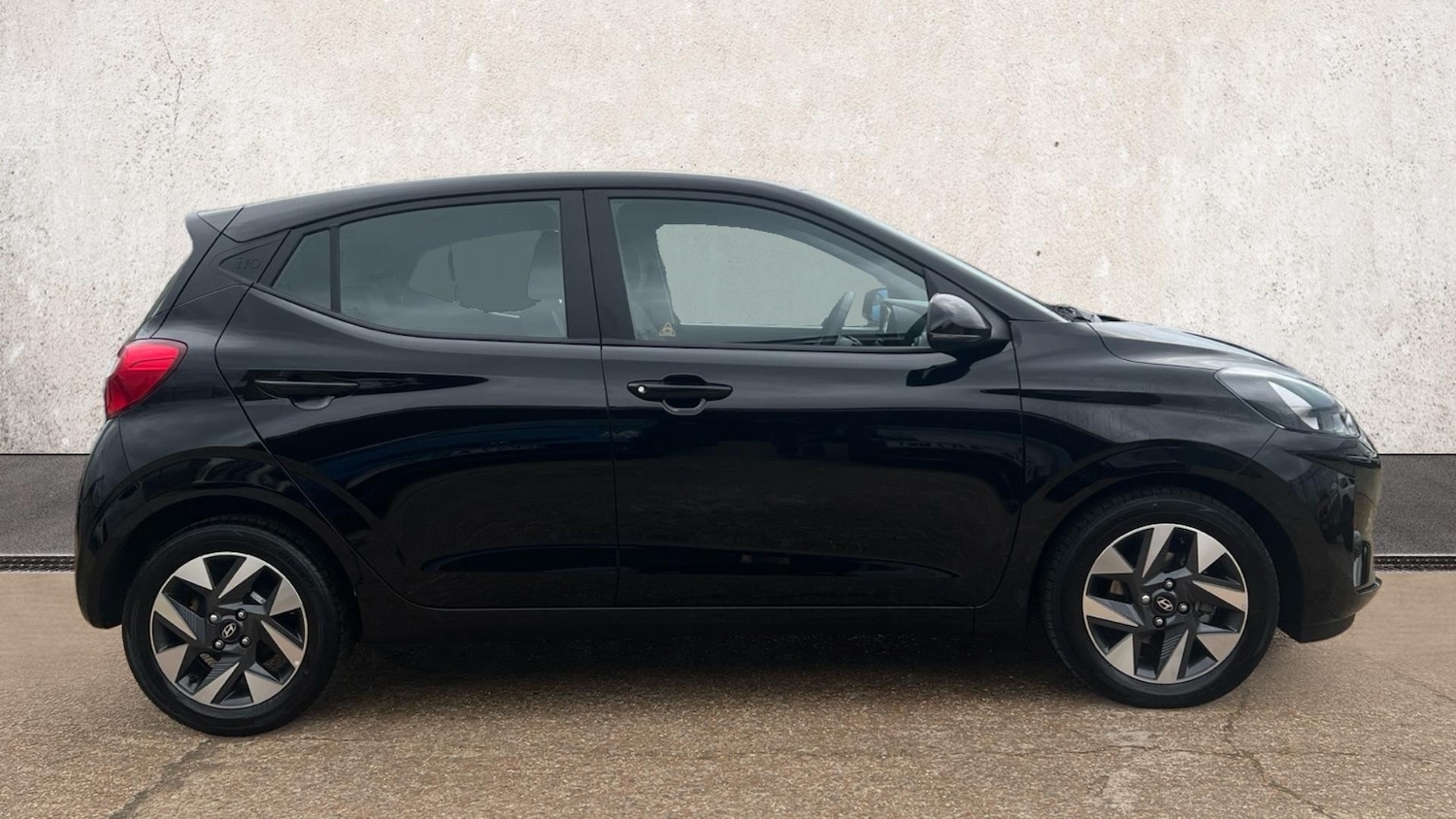 Used Hyundai i10 2024 for sale - 76703325: Photo 4