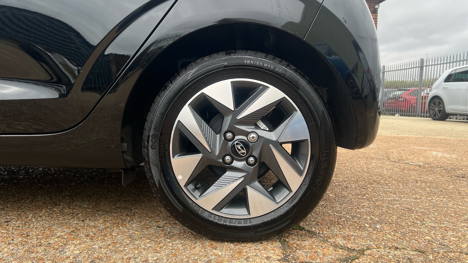 Used Hyundai i10 2024 for sale - 76703325: Photo 5