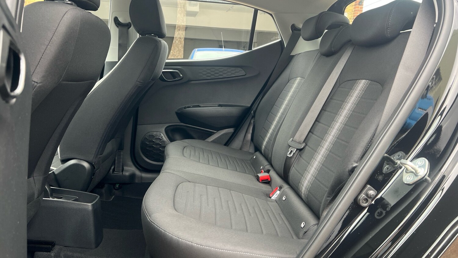 Used Hyundai i10 2024 for sale - 76703325: Photo 9