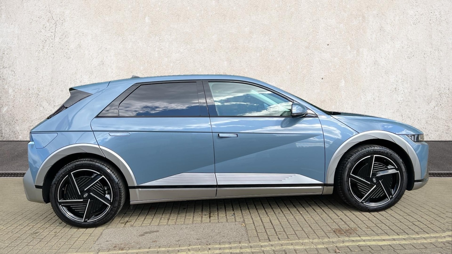 Used Hyundai IONIQ 5 2025 for sale - 78005337: Photo 4