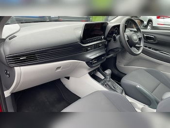 Used Hyundai BAYON 2025 for sale - 77622664: Photo