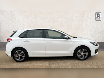 Used Hyundai i30 2023 for sale - 78356200: Photo