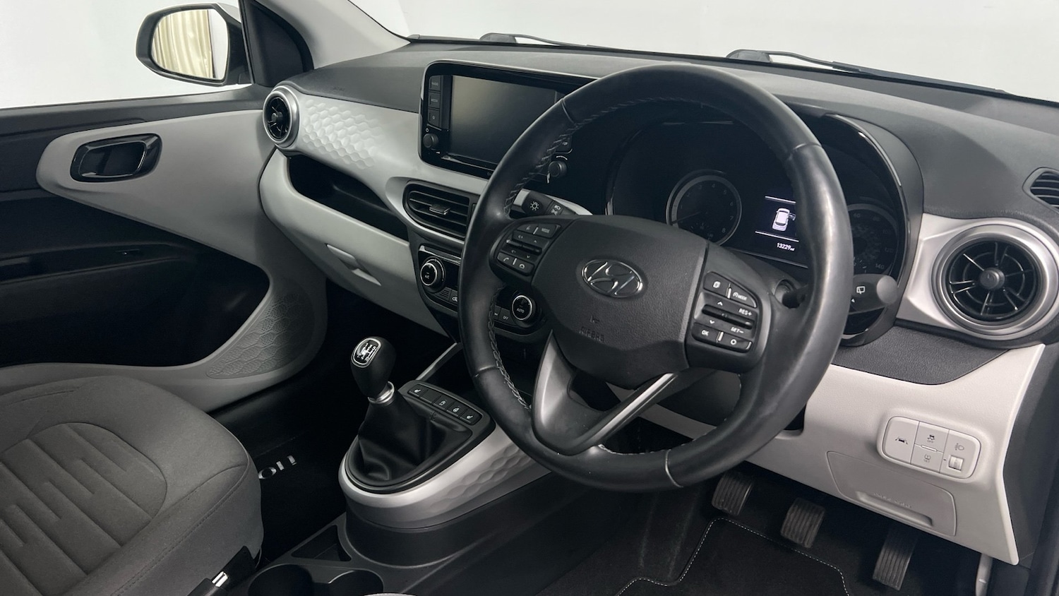 Used Hyundai i10 2022 for sale - 76703282: Photo 6