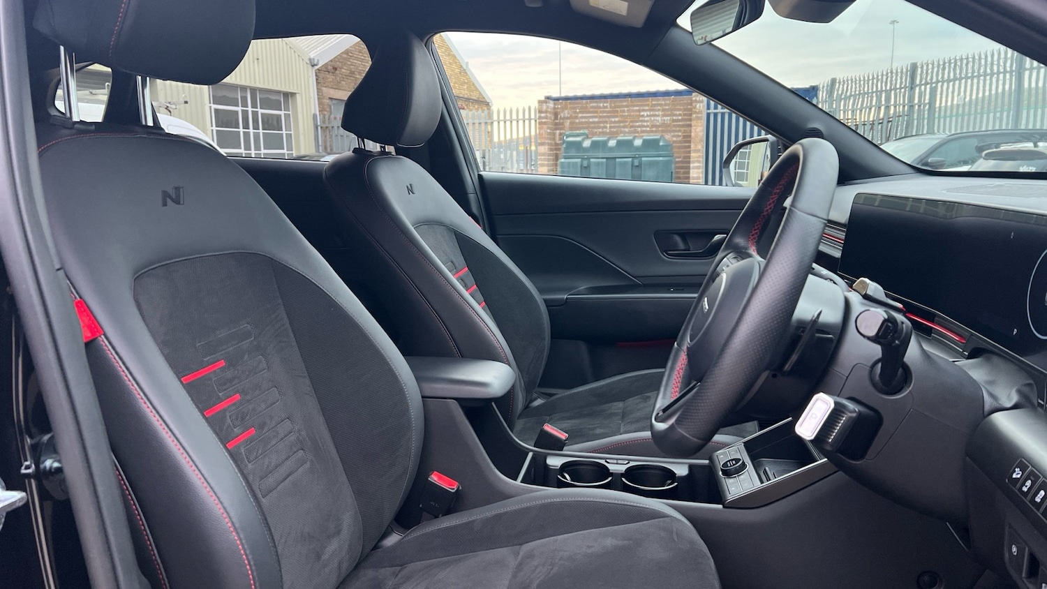 Used Hyundai KONA 2025 for sale - 76703338: Photo 12