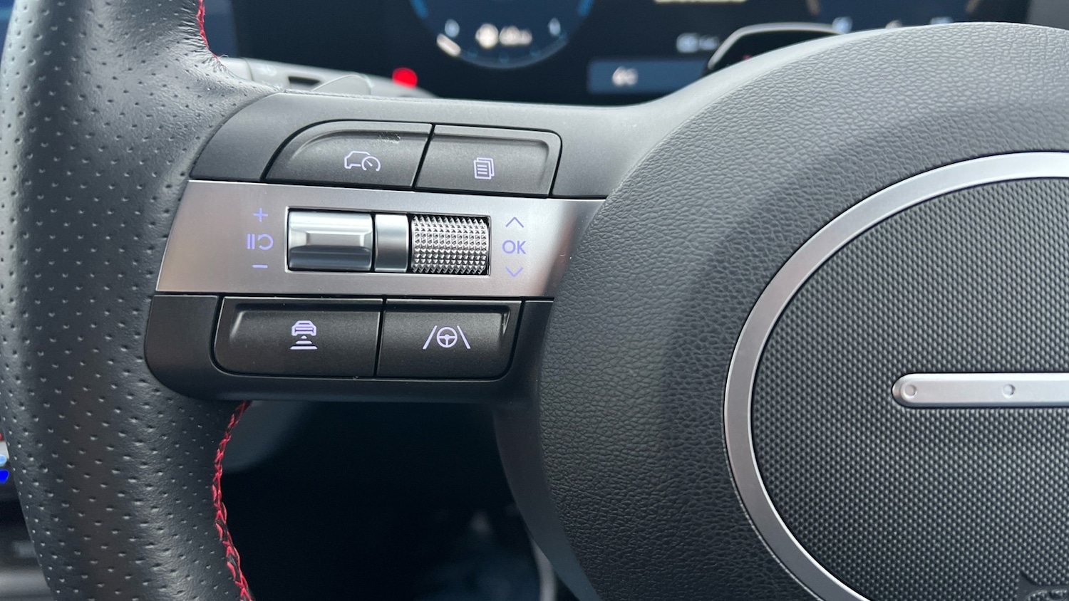 Used Hyundai KONA 2025 for sale - 76703338: Photo 15