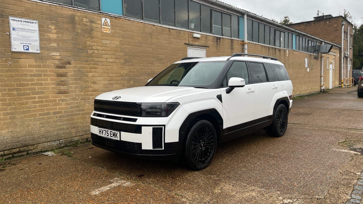 Used Hyundai Santa Fe 2025 for sale - 77400116: Photo 17