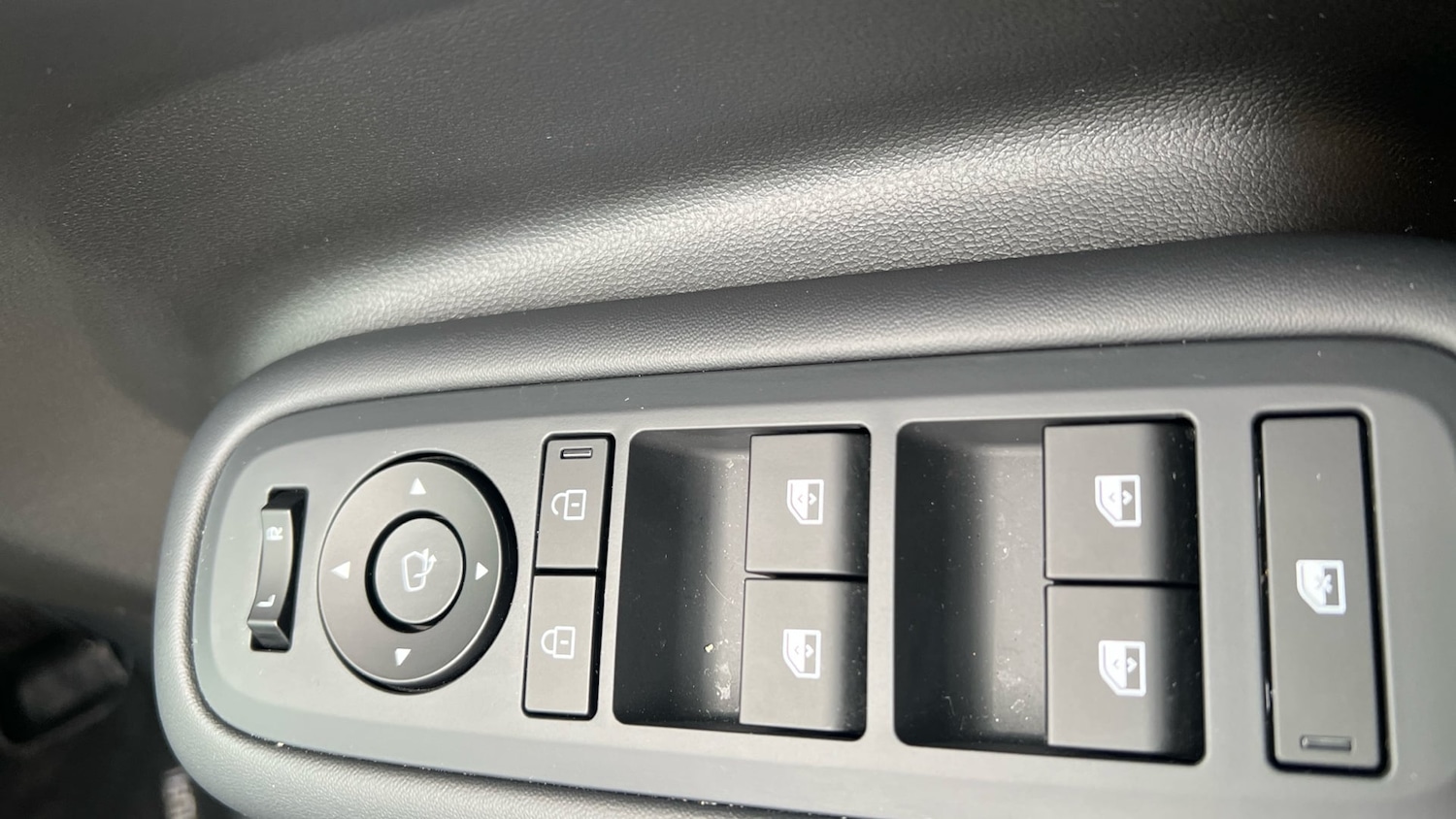 Used Hyundai Santa Fe 2025 for sale - 77400116: Photo 21