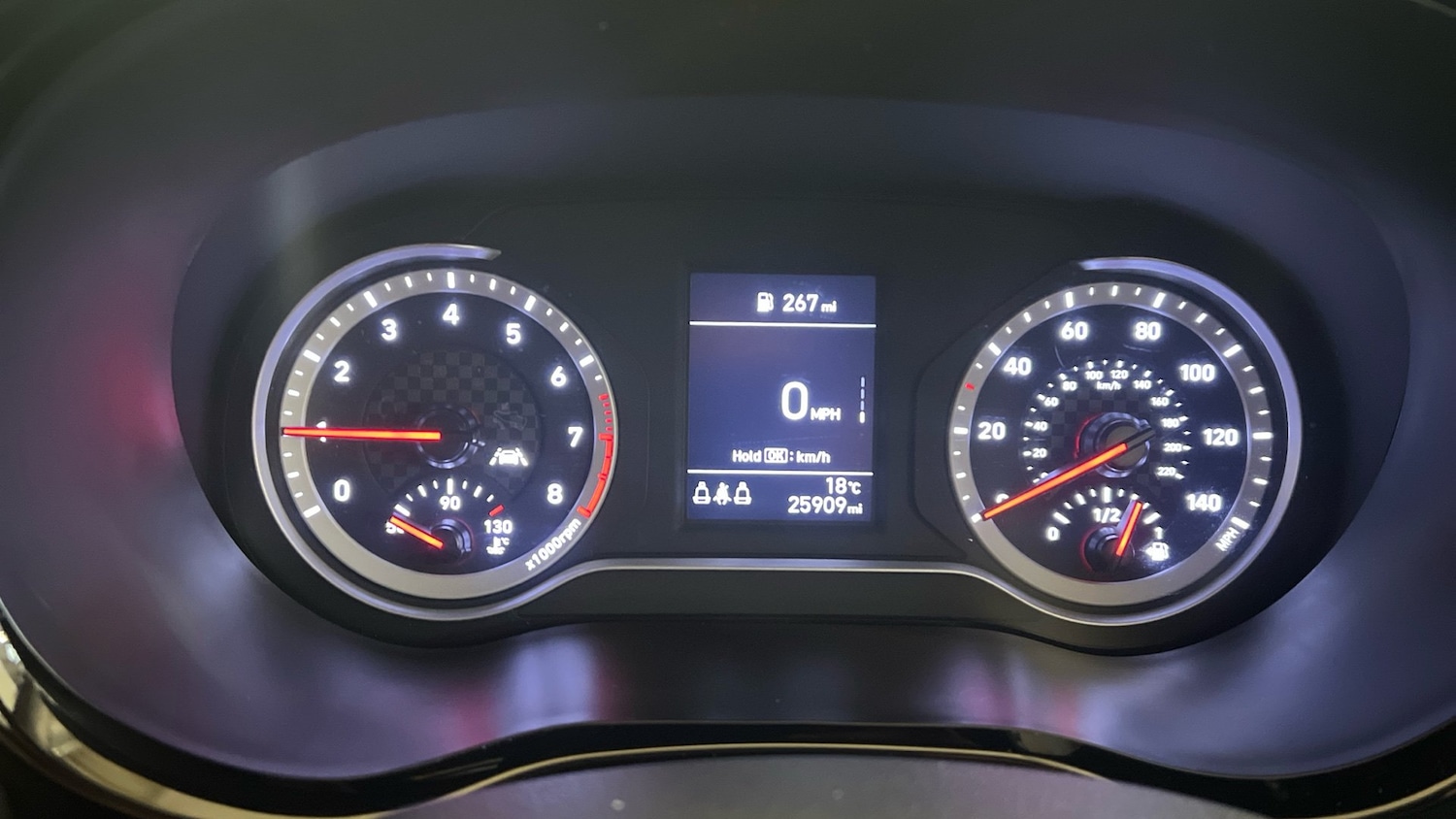 Used Hyundai i10 2020 for sale - 76924682: Photo 10